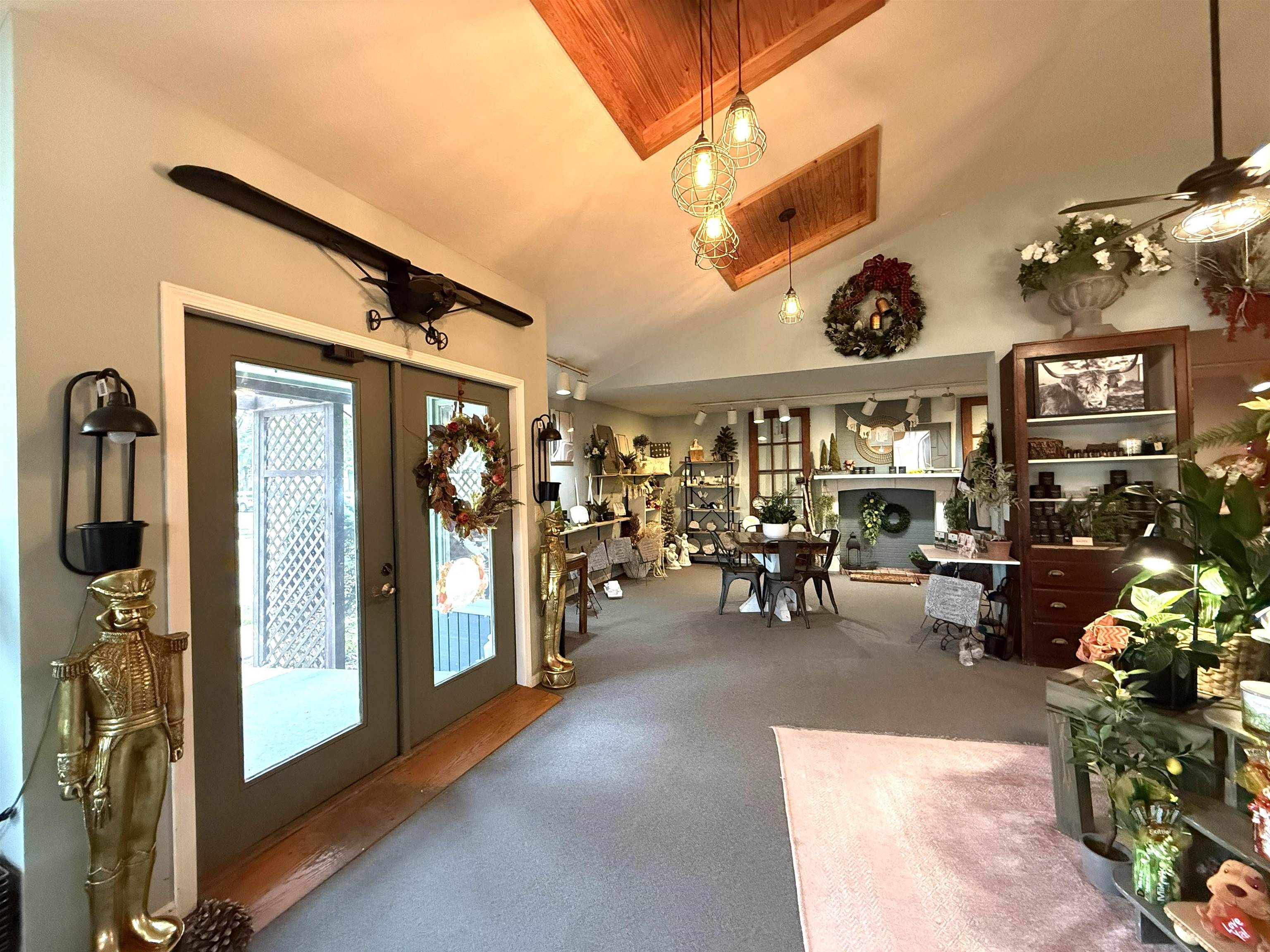421 N Spruce Street, Abilene, KS 67410