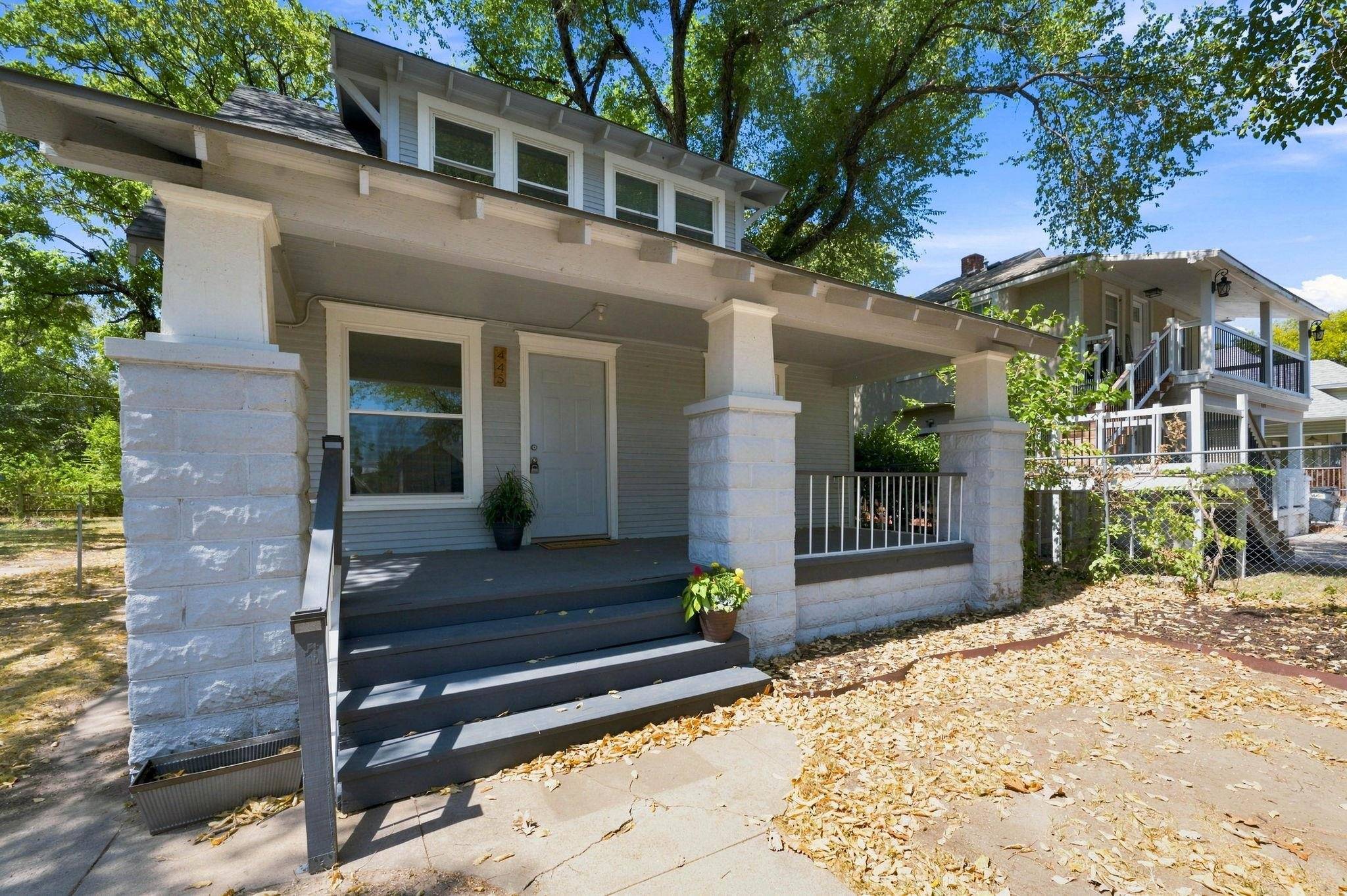 445 N Dodge, Wichita, KS 67203