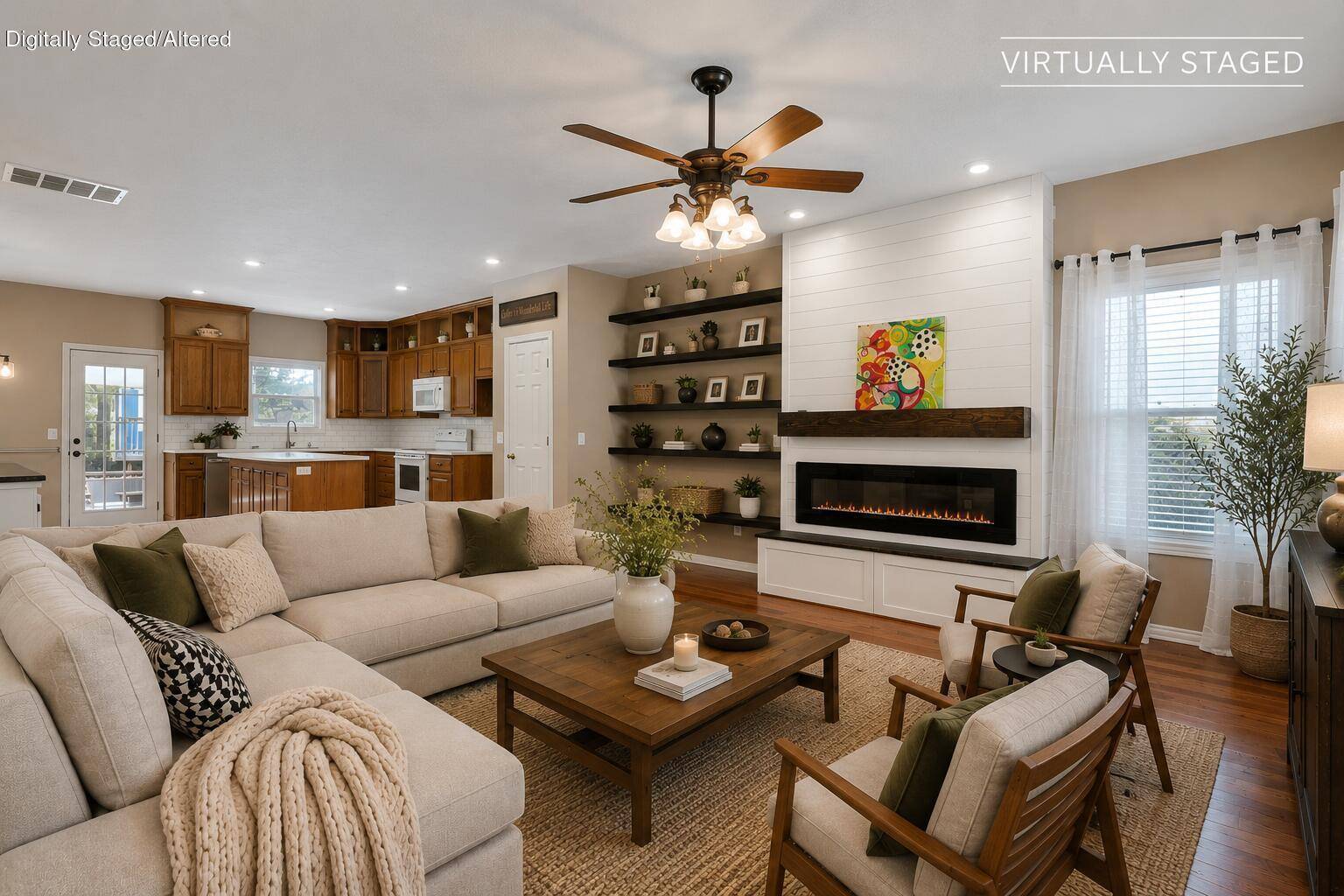 708 E Saint Charles ST, Ozark, MO 65721