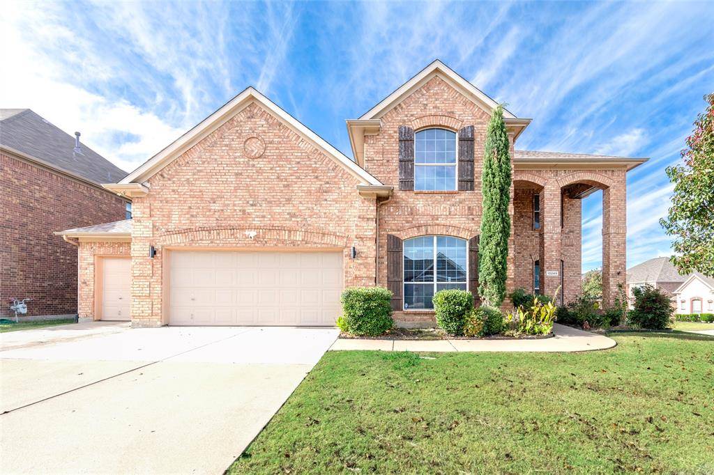 10249 Candlewyck Street, Fort Worth, TX 76244