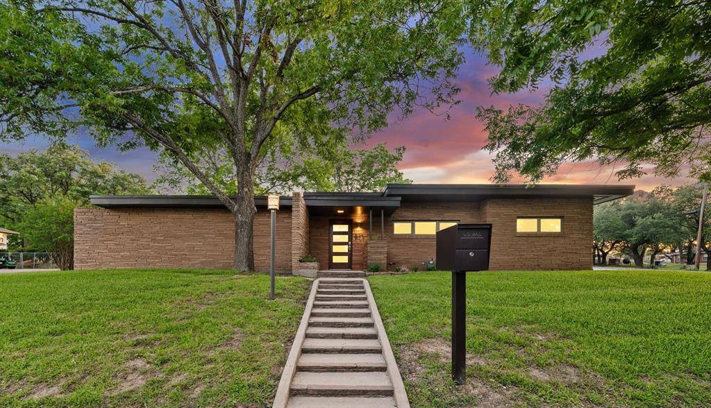 511 Sunset Street, Clifton, TX 76634