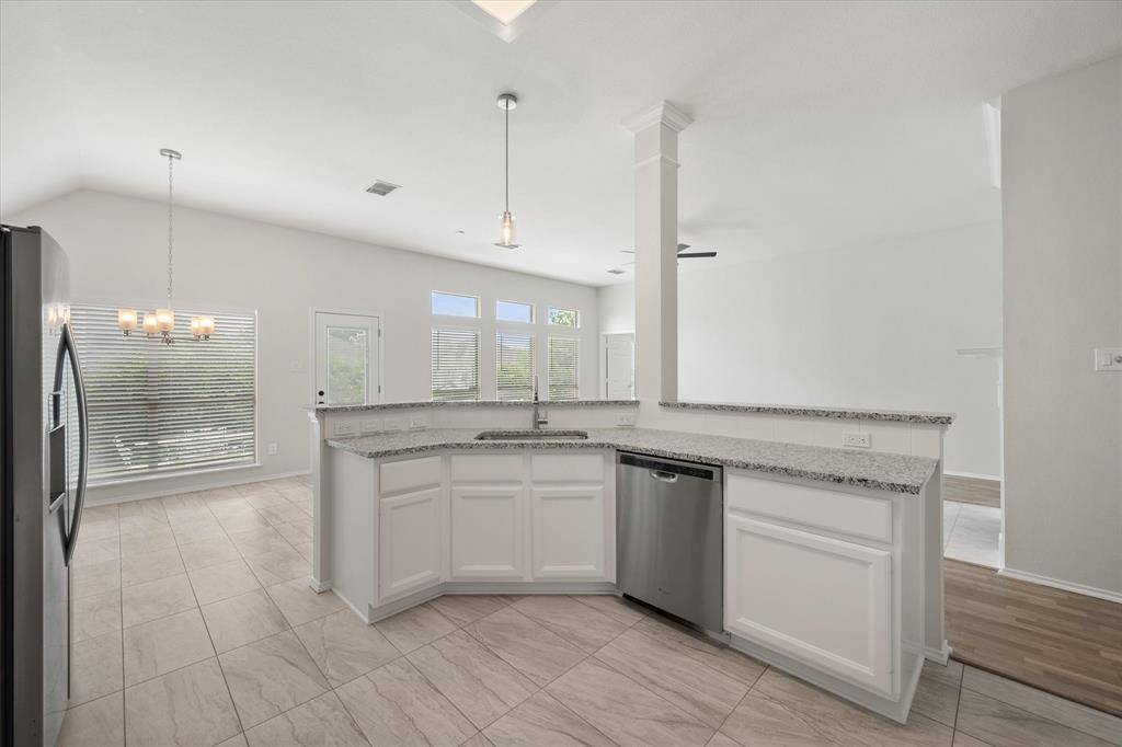 6604 High Brook Drive, Fort Worth, TX 76132