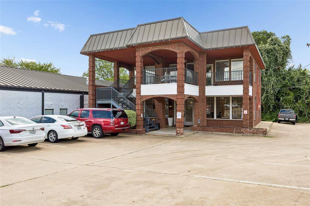 5013 Colleyville Boulevard, Colleyville, TX 76034