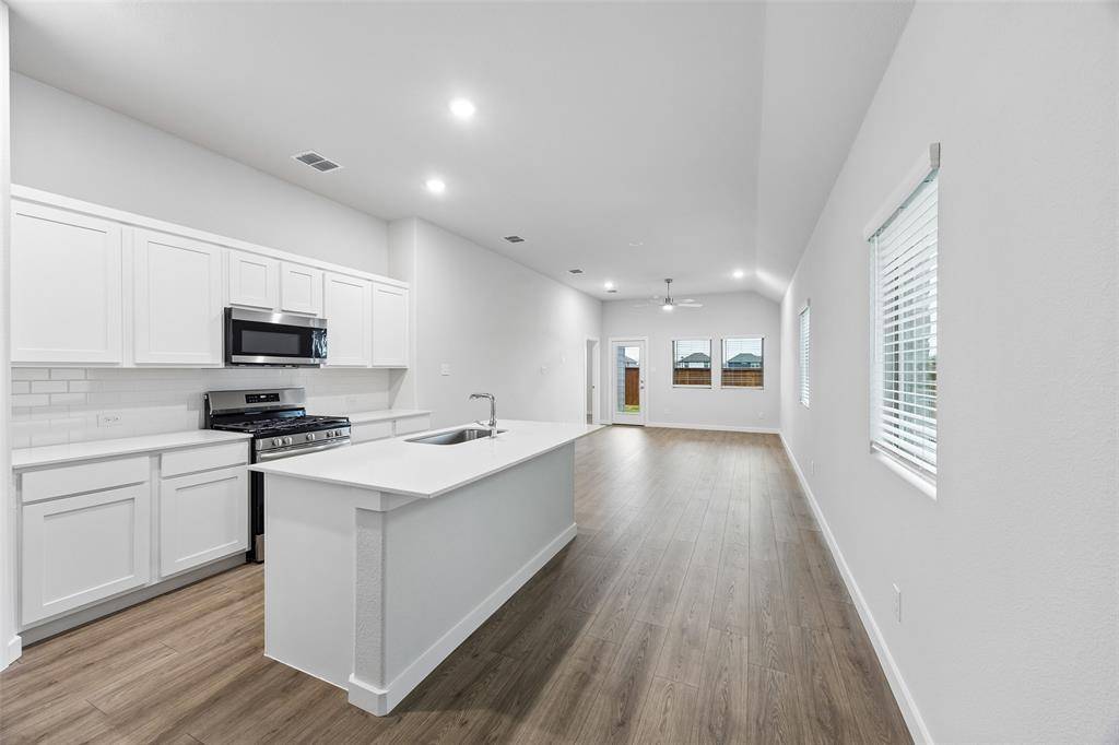 520 Green Gables Drive, Princeton, TX 75071