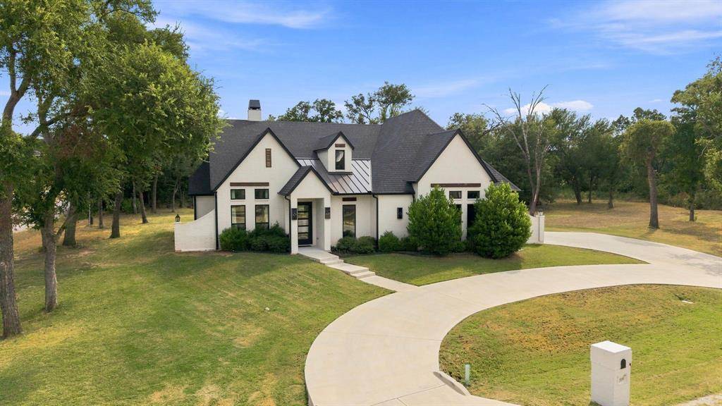 509 Durbin Court, Runaway Bay, TX 76426