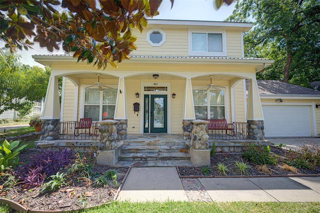 807 Barnes Street, Mckinney, TX 75069