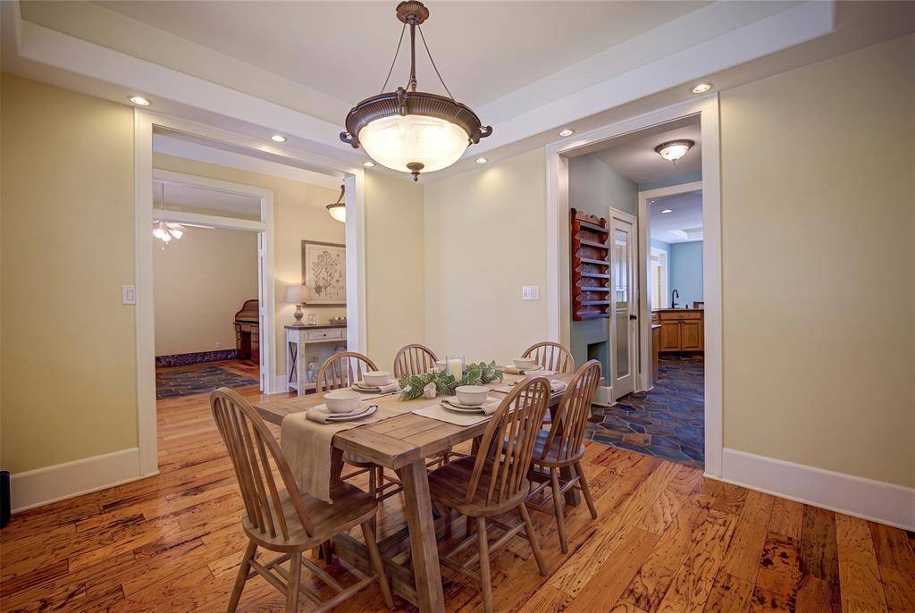 807 Barnes Street, Mckinney, TX 75069