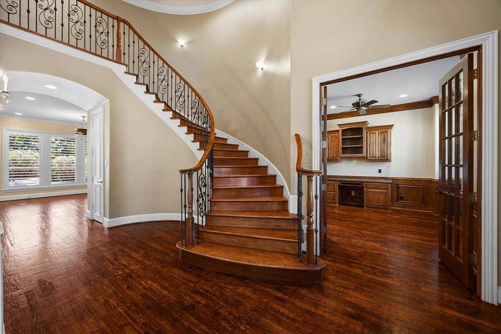 804 White Buffalo Lane, Heath, TX 75032