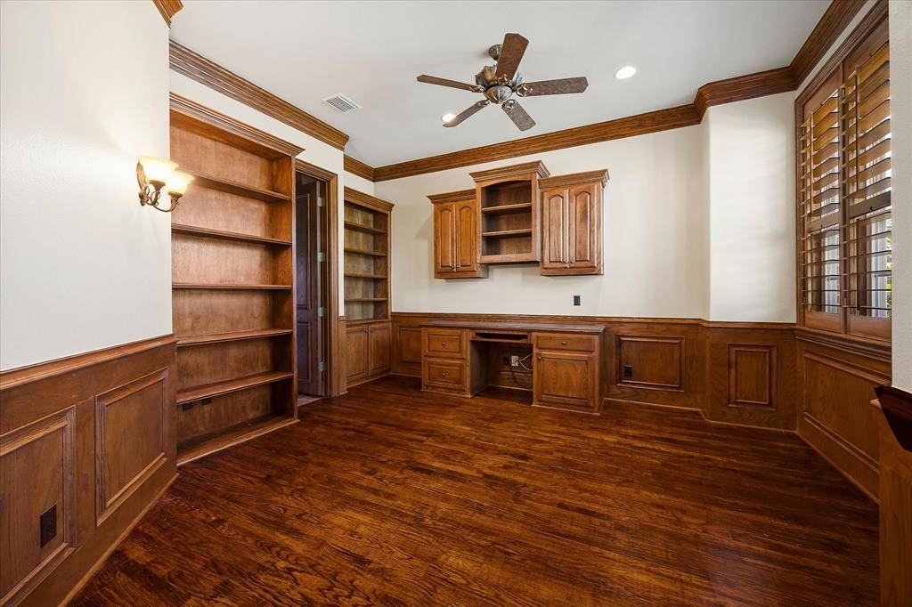 804 White Buffalo Lane, Heath, TX 75032