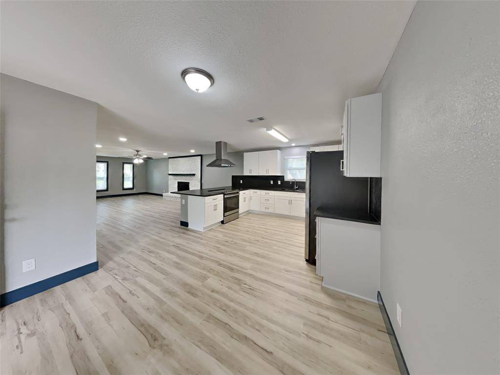 822 Cambridge Place, Grand Prairie, TX 75051