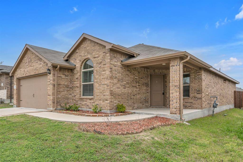 2225 Stallings Road, Fort Worth, TX 76108