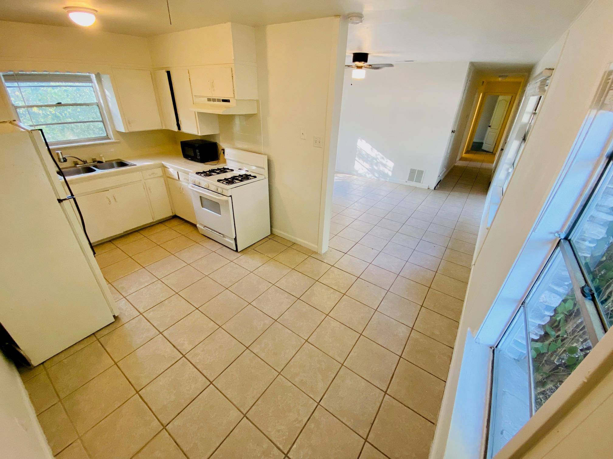 603 E Oltorf ST #A, Austin, TX 78704