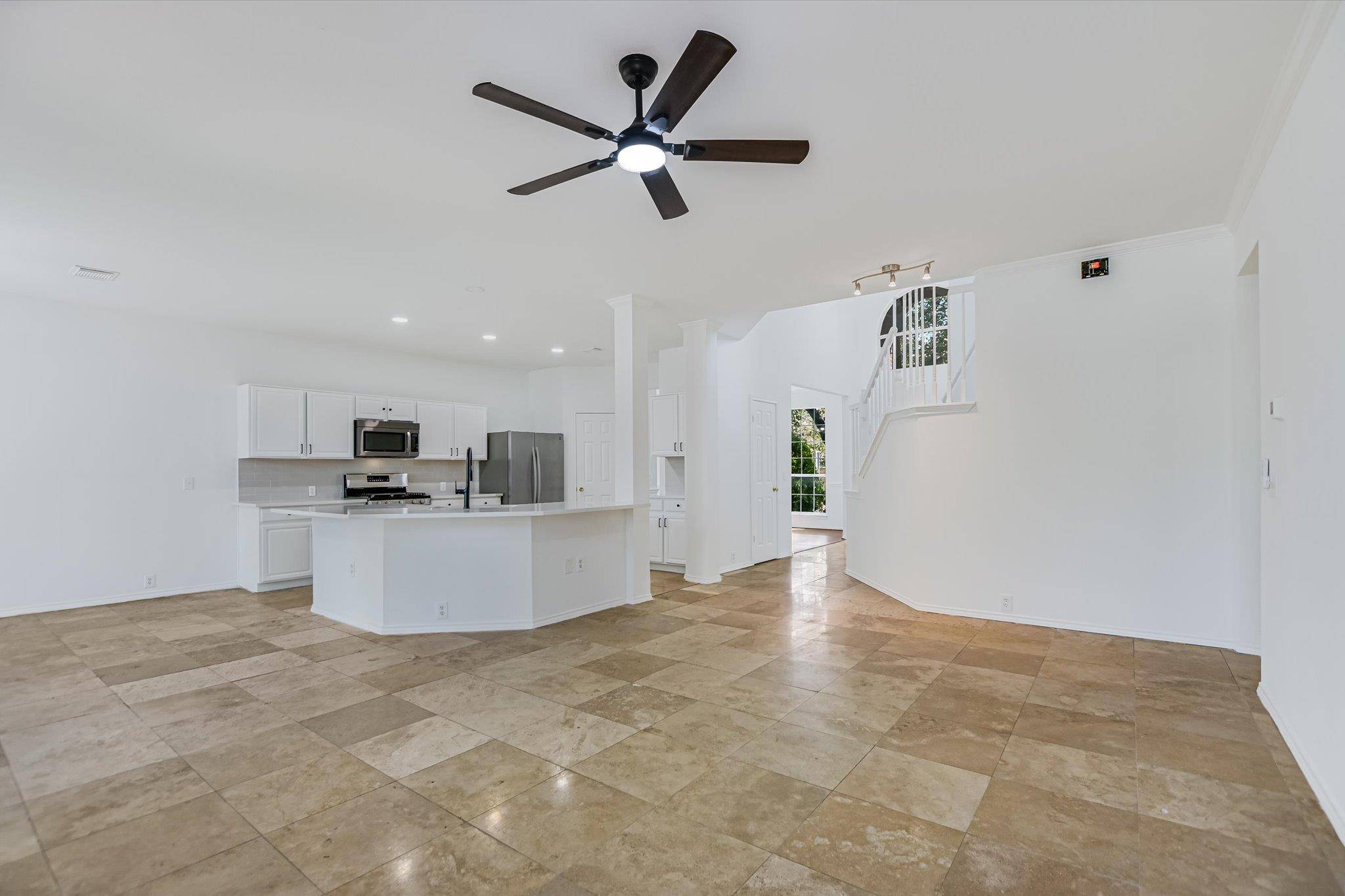 2103 Kimra LN, Cedar Park, TX 78613