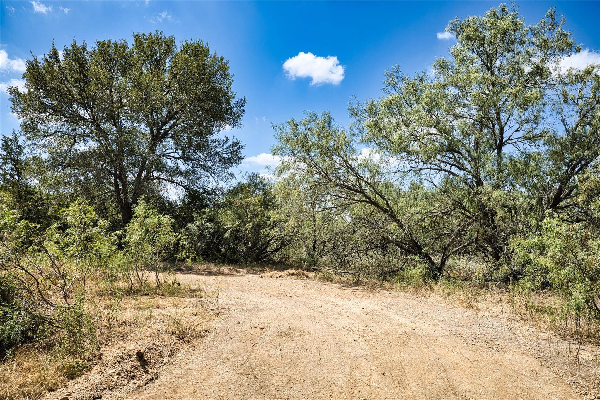 7780 Taylorsville Rd., Dale, TX 78666