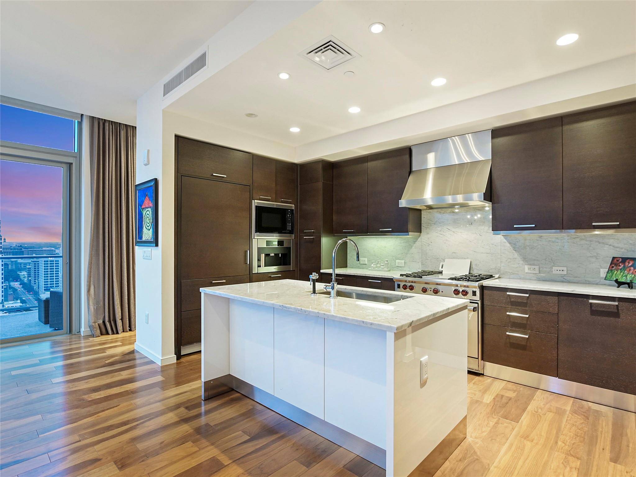 200 Congress Ave #30E, Austin, TX 78701