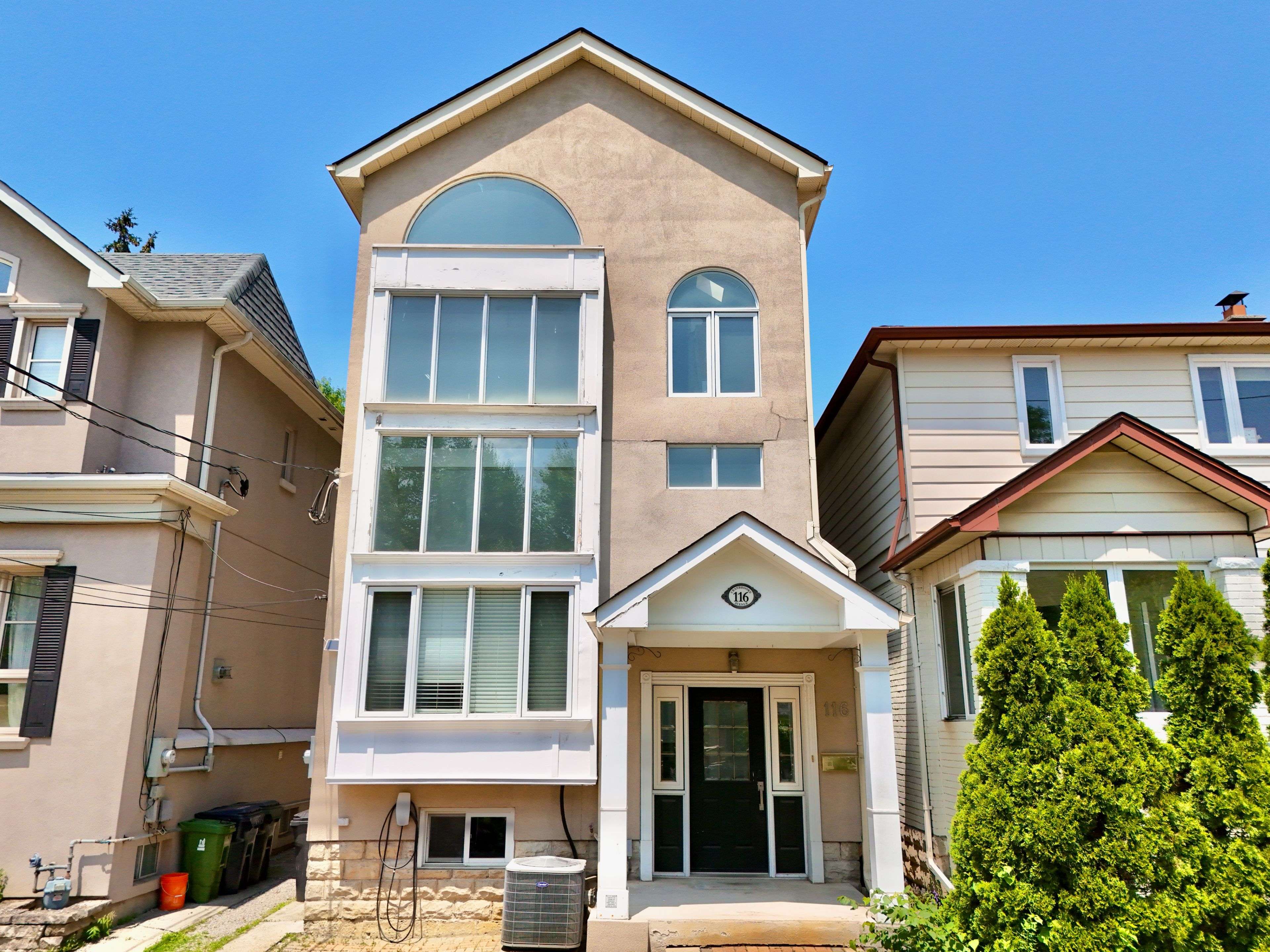 116 Cranbrooke AVE #Main, Toronto C04, ON M5M 1M7