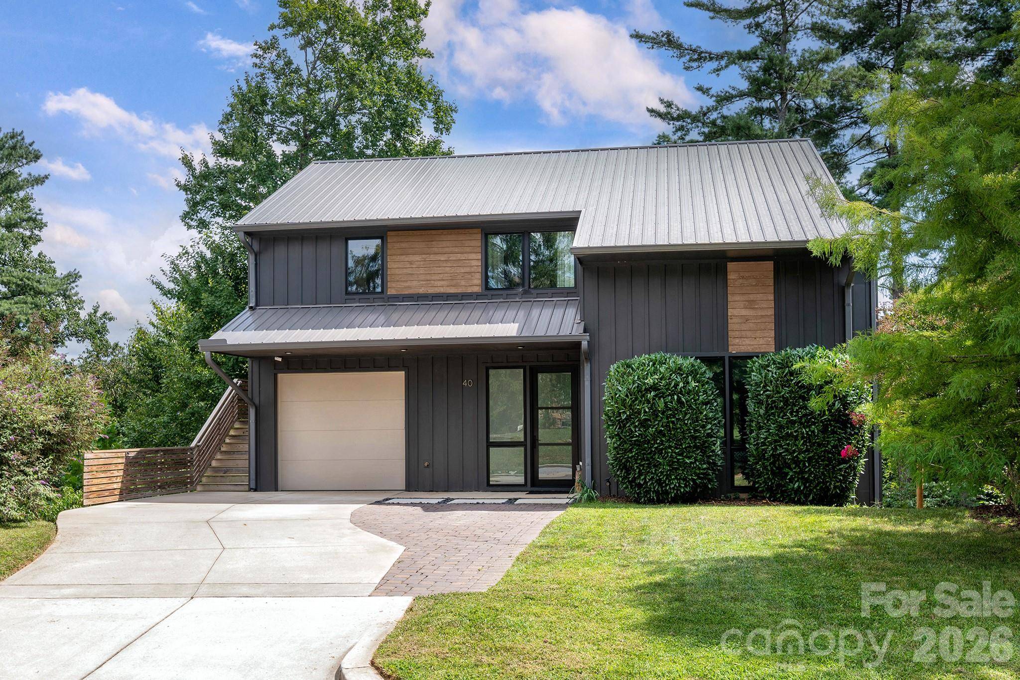 40 Malvern WALK, Asheville, NC 28806