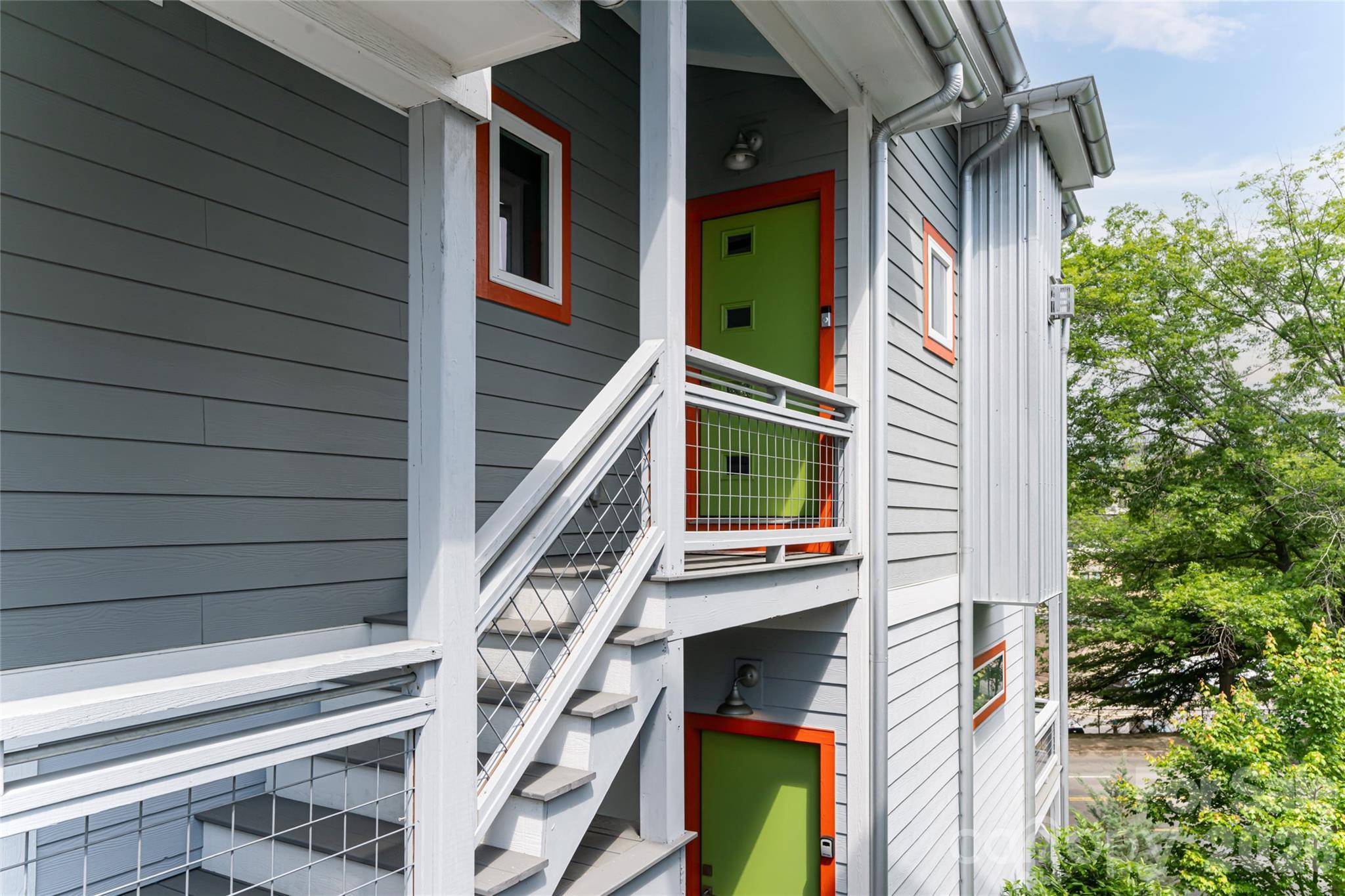 8 Birdhouse ROW, Asheville, NC 28801
