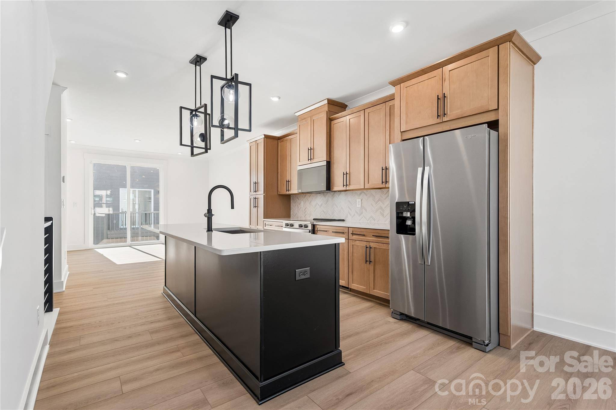 3704 S Tryon ST, Charlotte, NC 28217