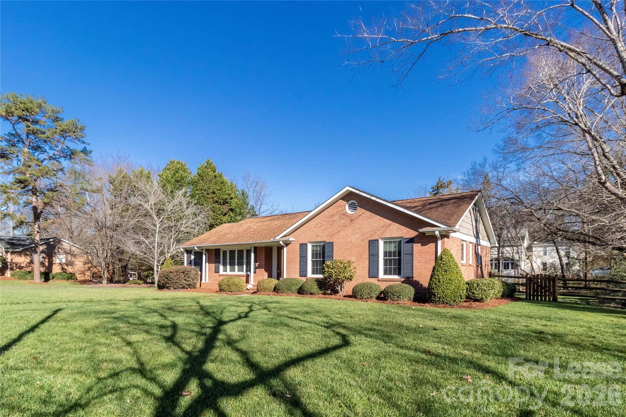 6618 Castlegate DR, Charlotte, NC 28226