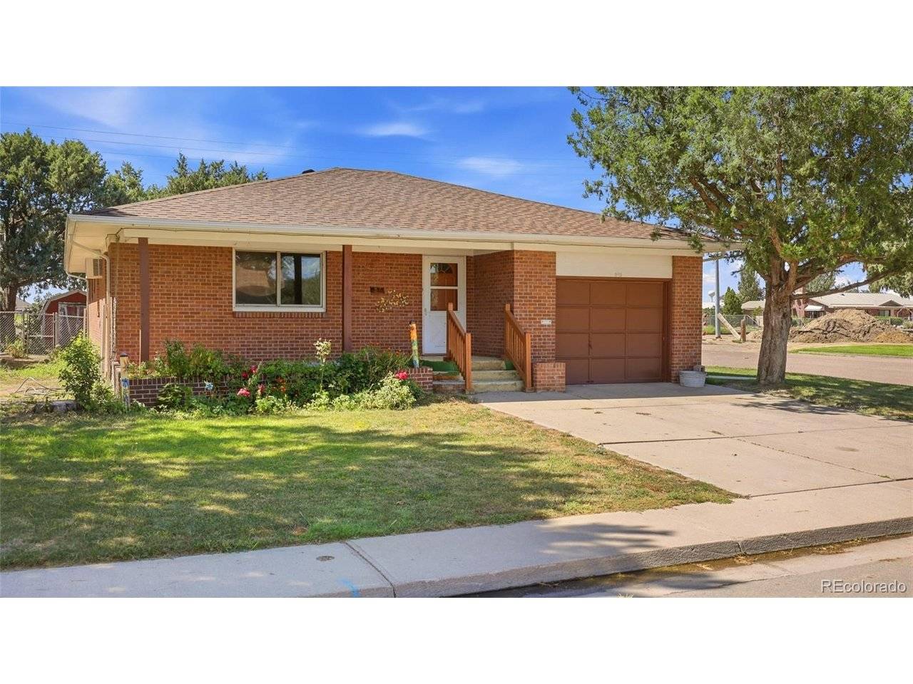 933 Lane, Fort Morgan, CO 80701