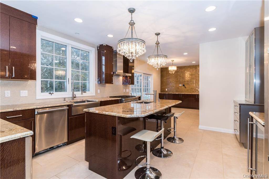 1 Elizabeth RD, New Rochelle, NY 10804