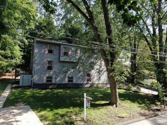 59 Woodhull Landing RD, Sound Beach, NY 11789