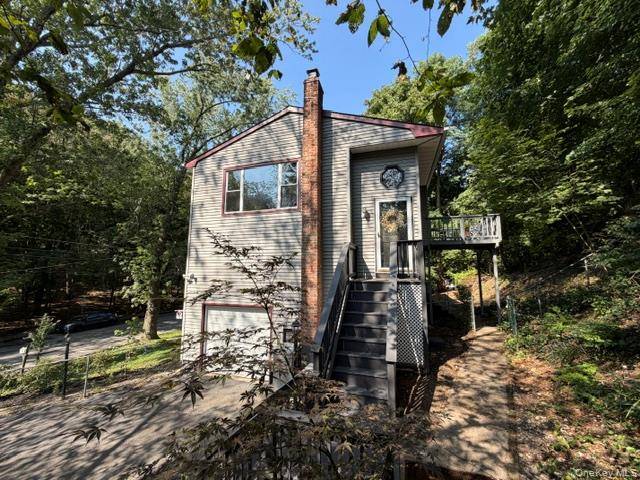 59 Woodhull Landing RD, Sound Beach, NY 11789