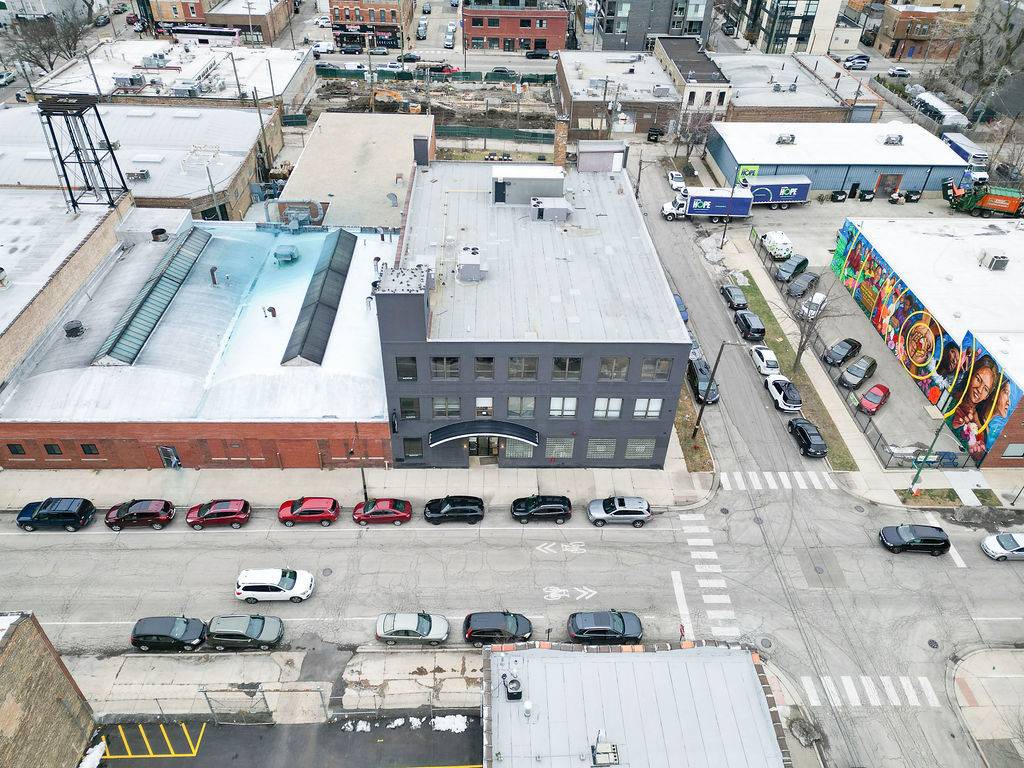 1732 W Hubbard ST, Chicago, IL 60622