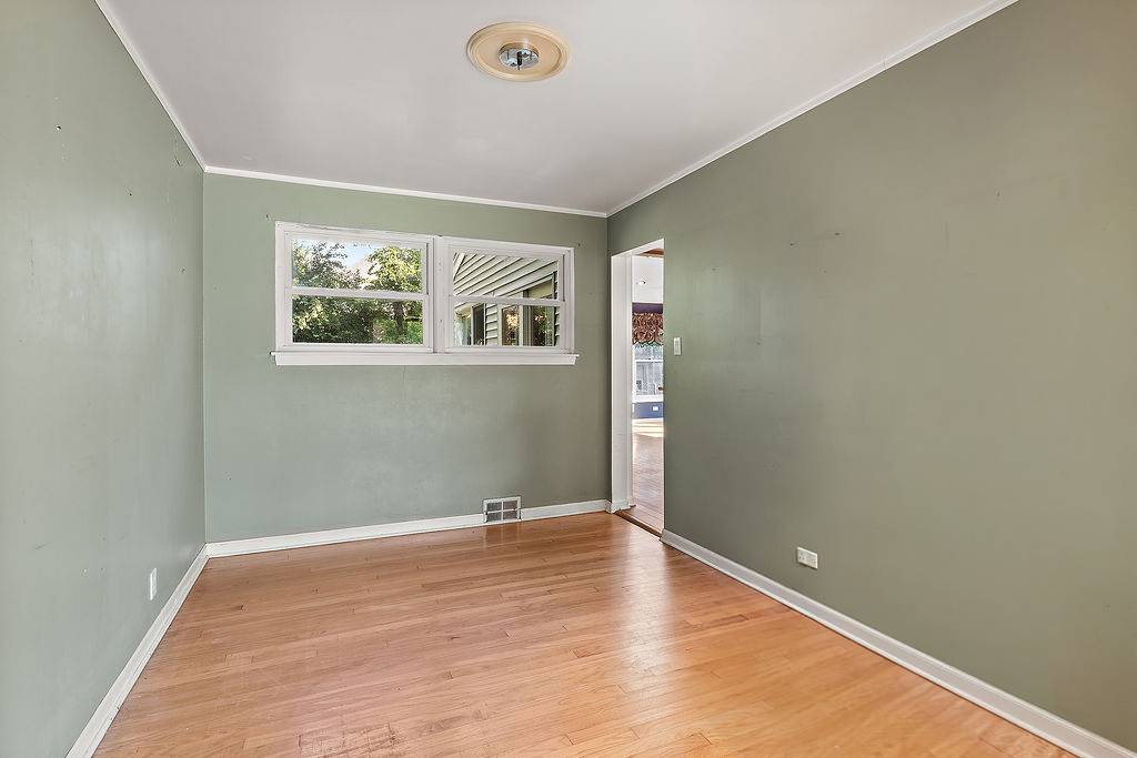 2220 Scott RD, Northbrook, IL 60062