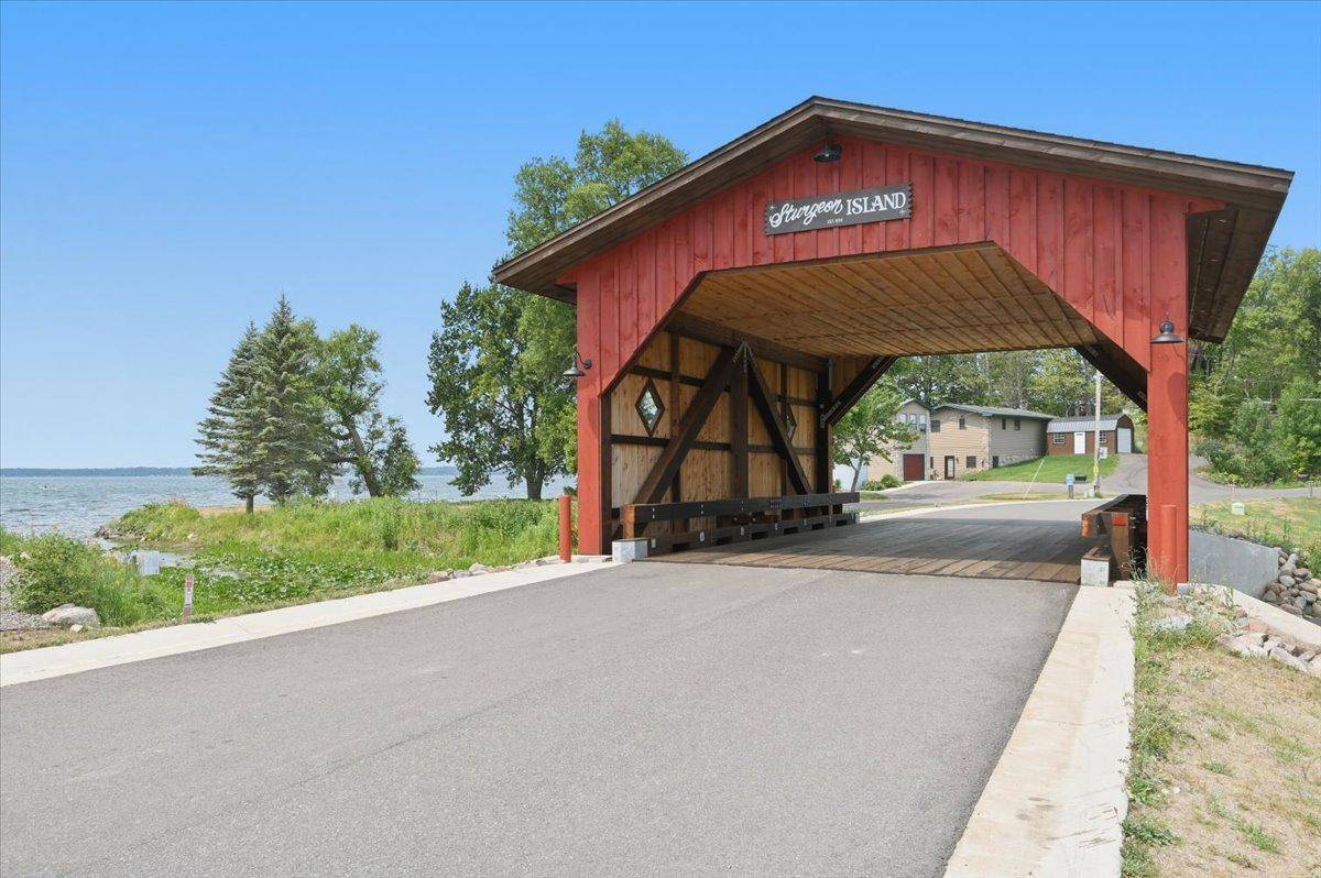 90520 Island LOOP, Sturgeon Lake, MN 55783