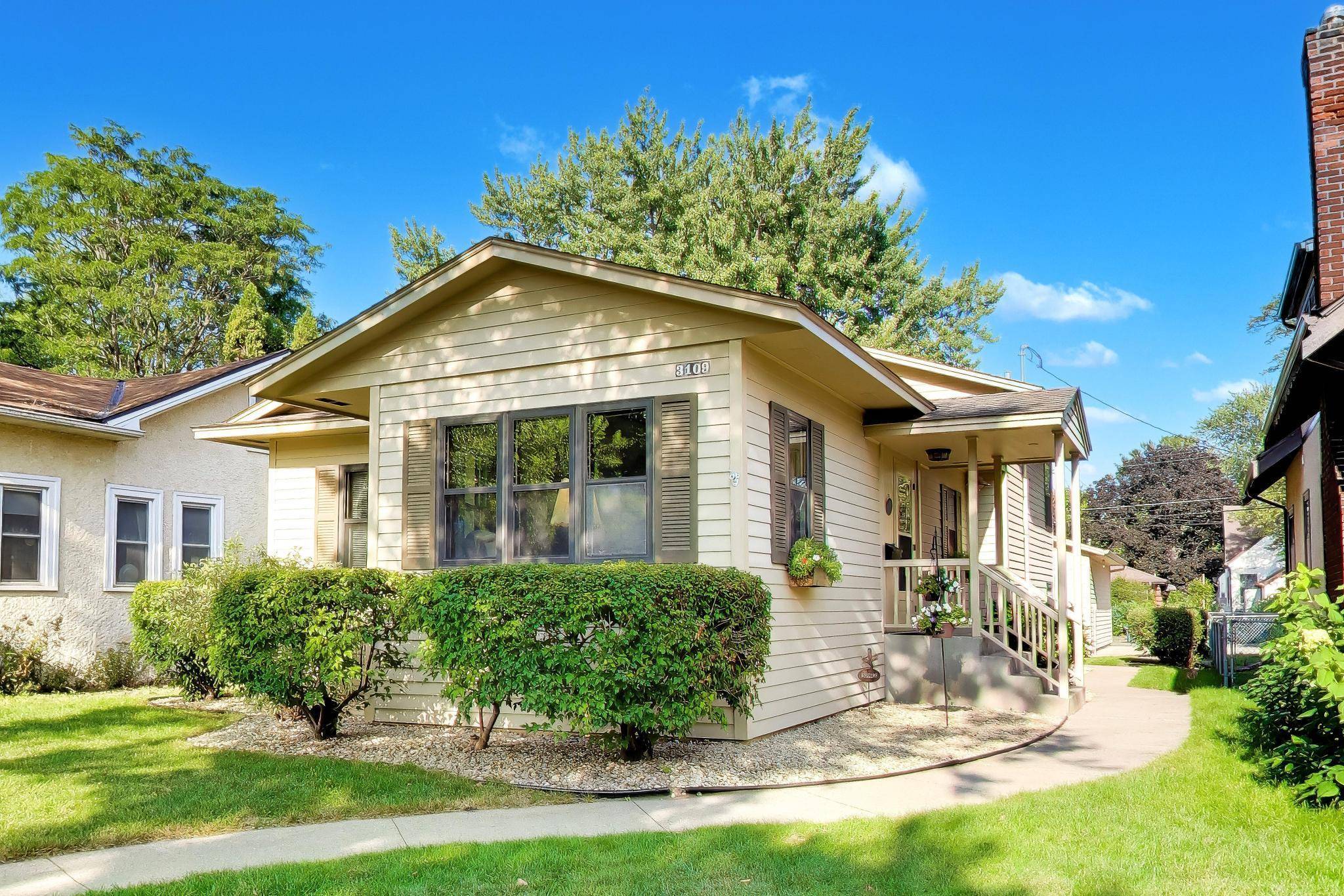 3109 35th AVE S, Minneapolis, MN 55406