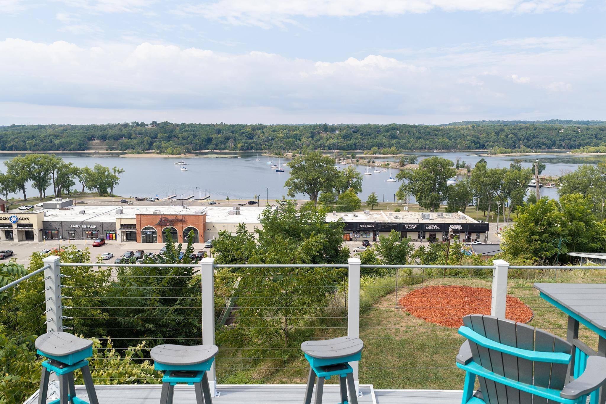 209 3rd ST, Hudson, WI 54016