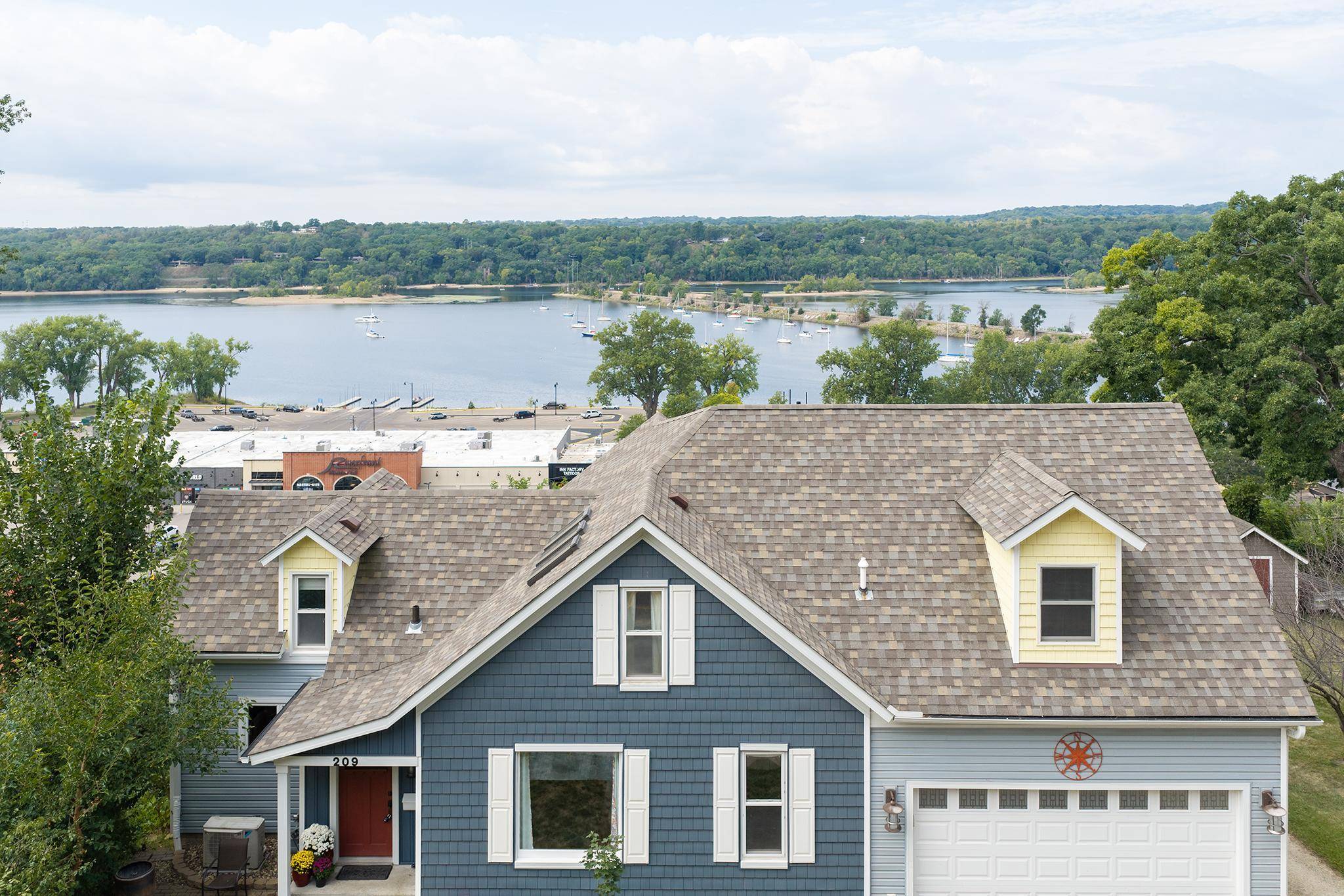 209 3rd ST, Hudson, WI 54016