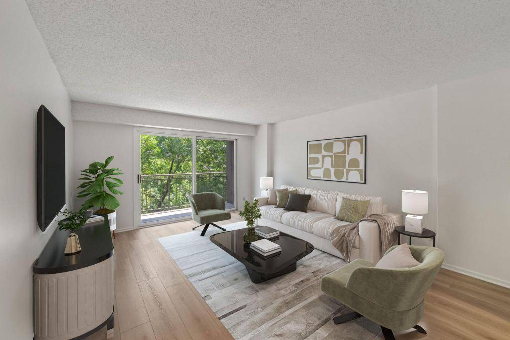 210 W Grant St #607, Minneapolis, MN 55403