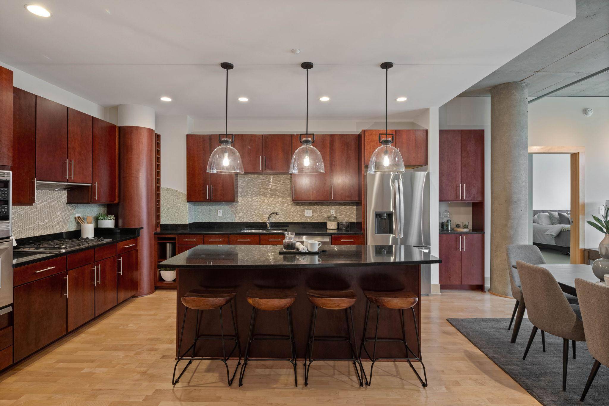 150 2nd ST NE #B413, Minneapolis, MN 55413