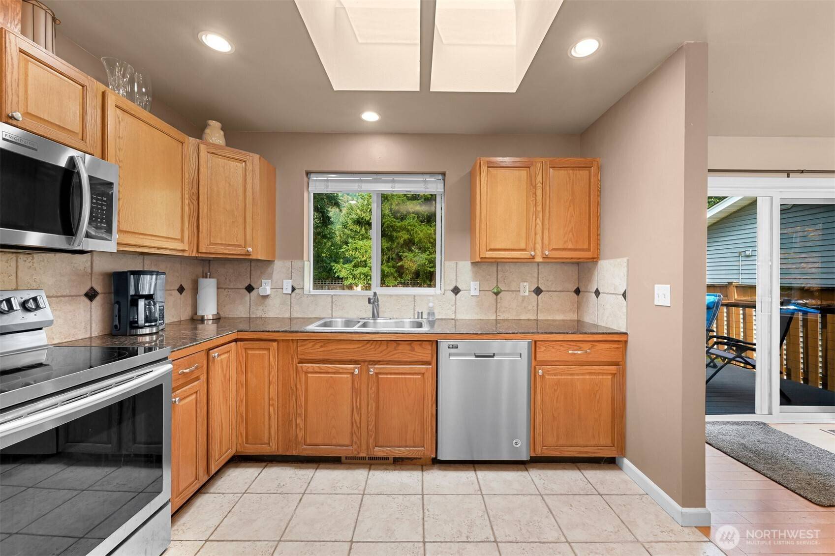 333 Lakeside DR, Sedro Woolley, WA 98284