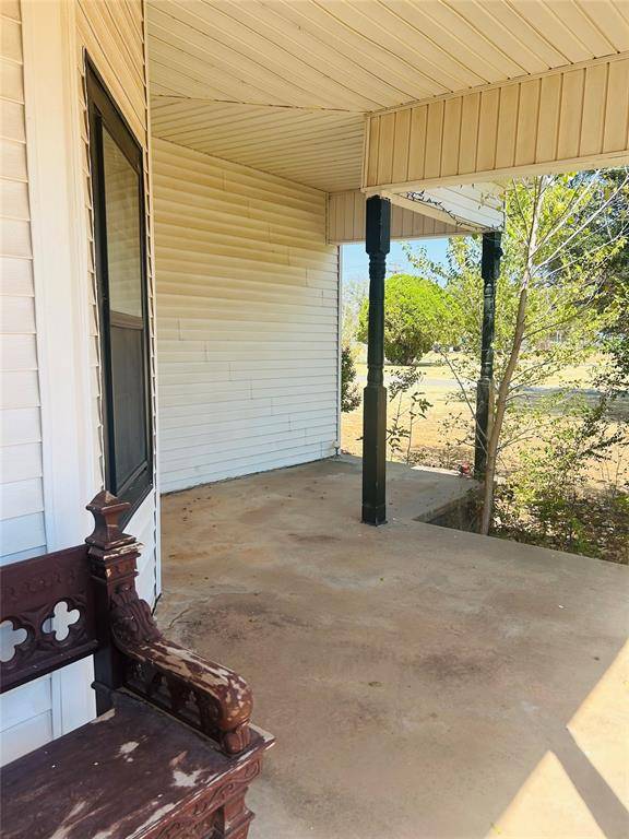 409 N Locust COR, Granite, OK 73547