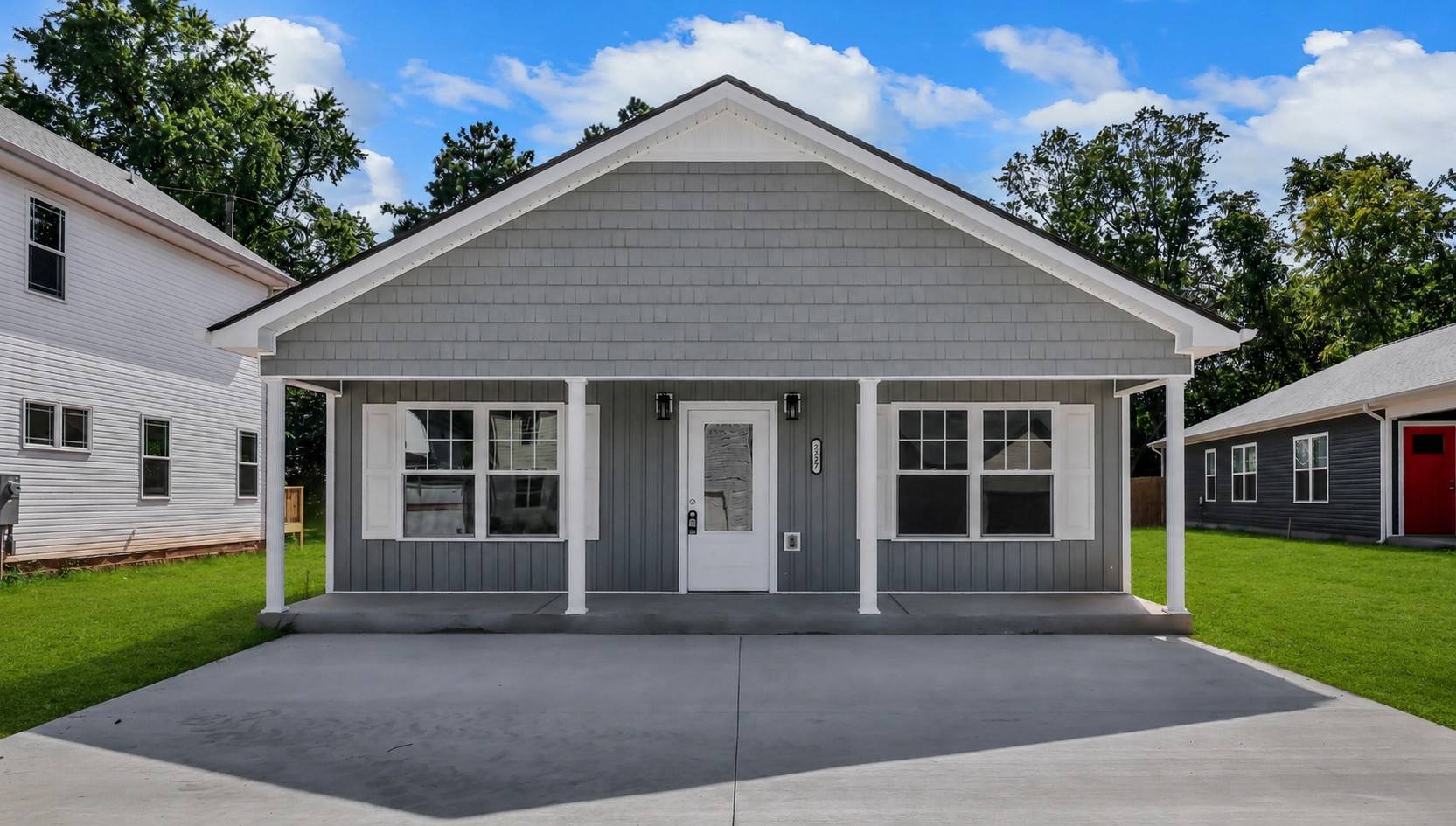2627 Scott Dr, Clarksville, TN 37042