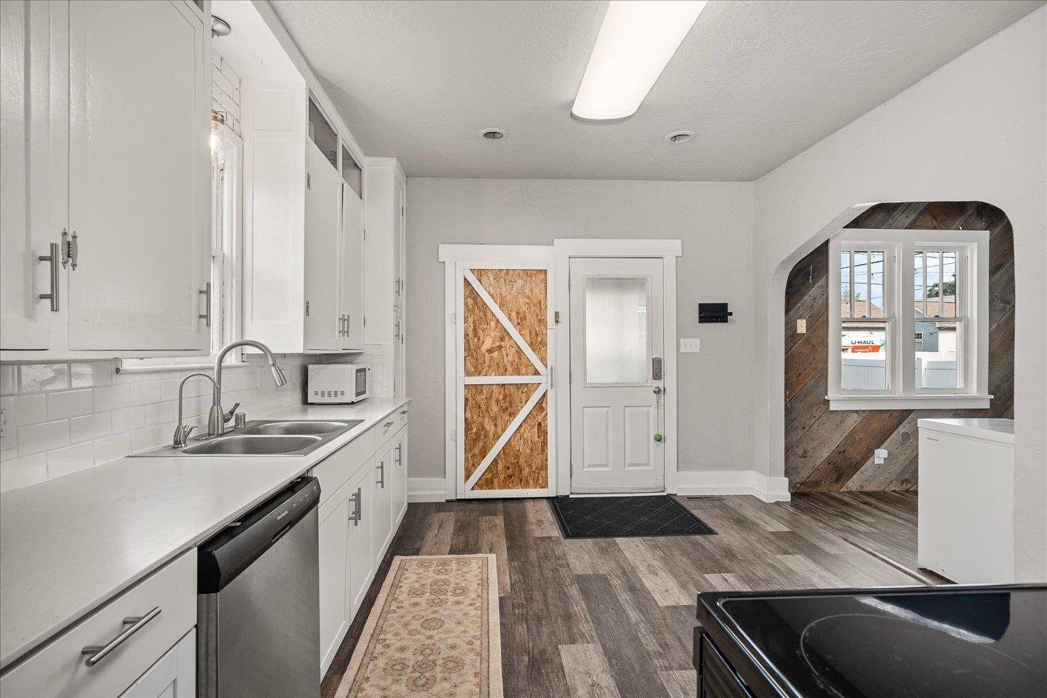 2228 N Cincinnati St St, Spokane, WA 99207