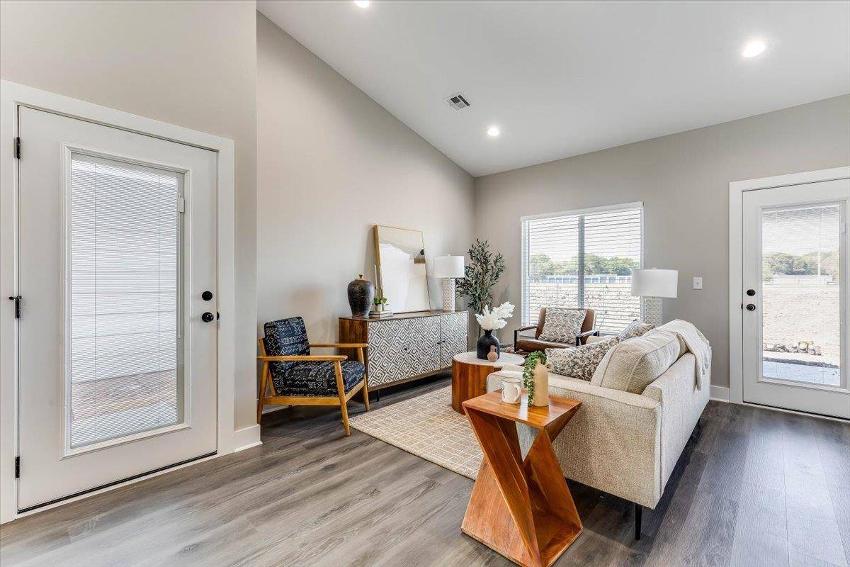 5165 N Sweetwater Road, Maize, KS 67101