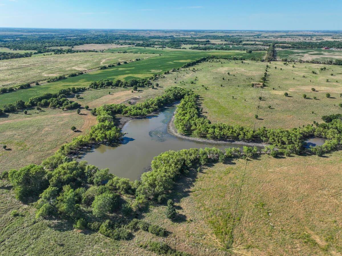 000 191ST RD, Winfield, KS 67156