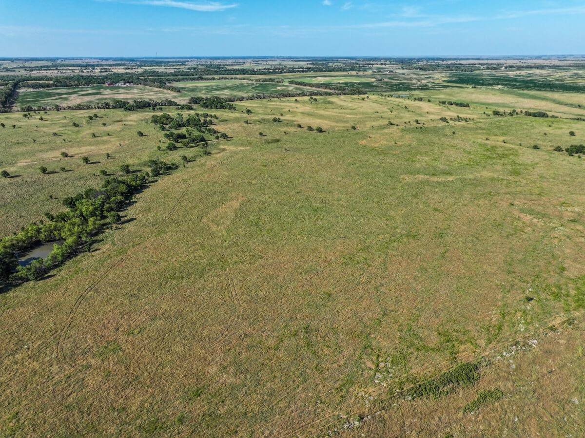 000 201ST RD, Winfield, KS 67156