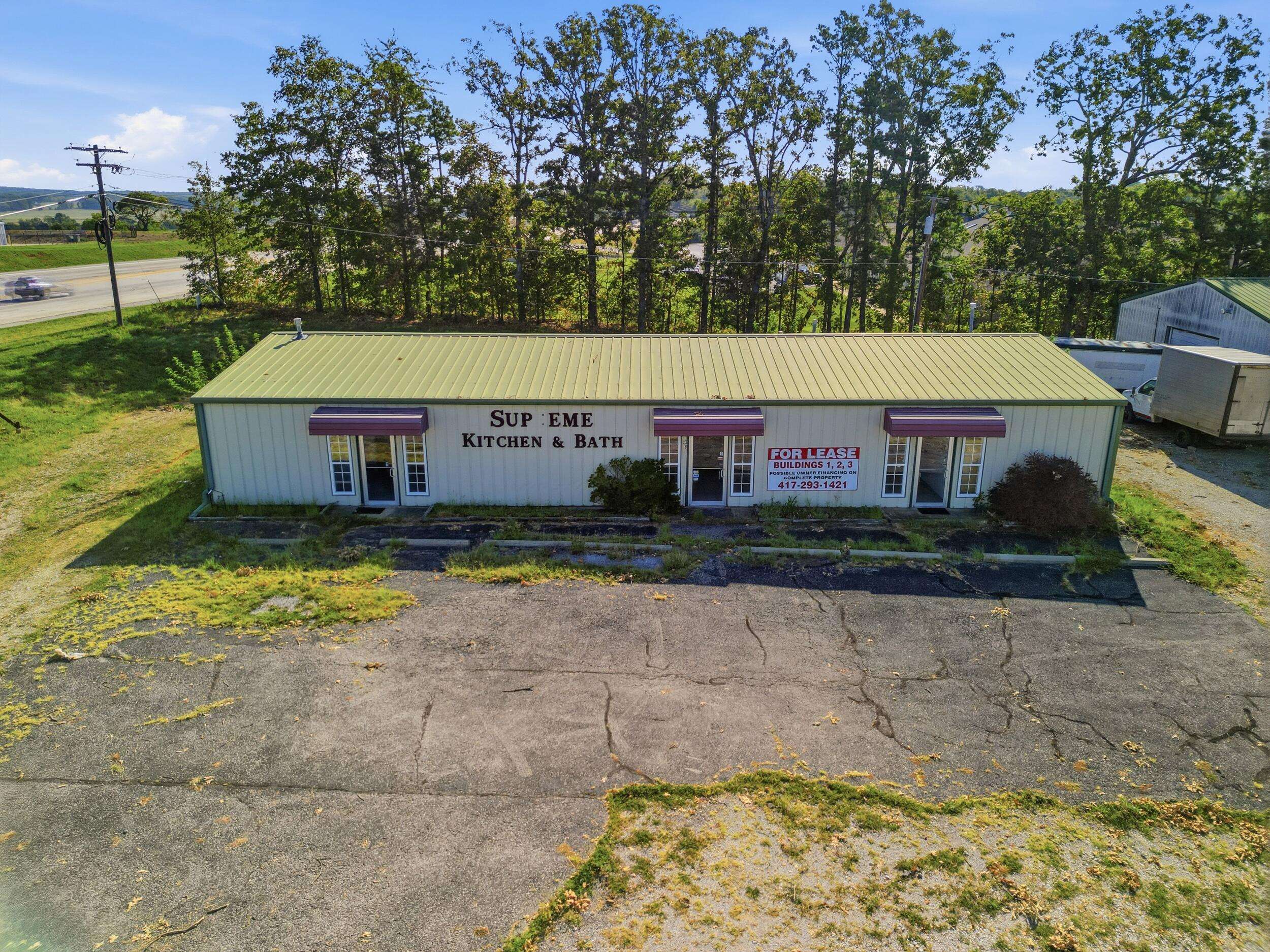 1400 S Valley RD, West Plains, MO 65775