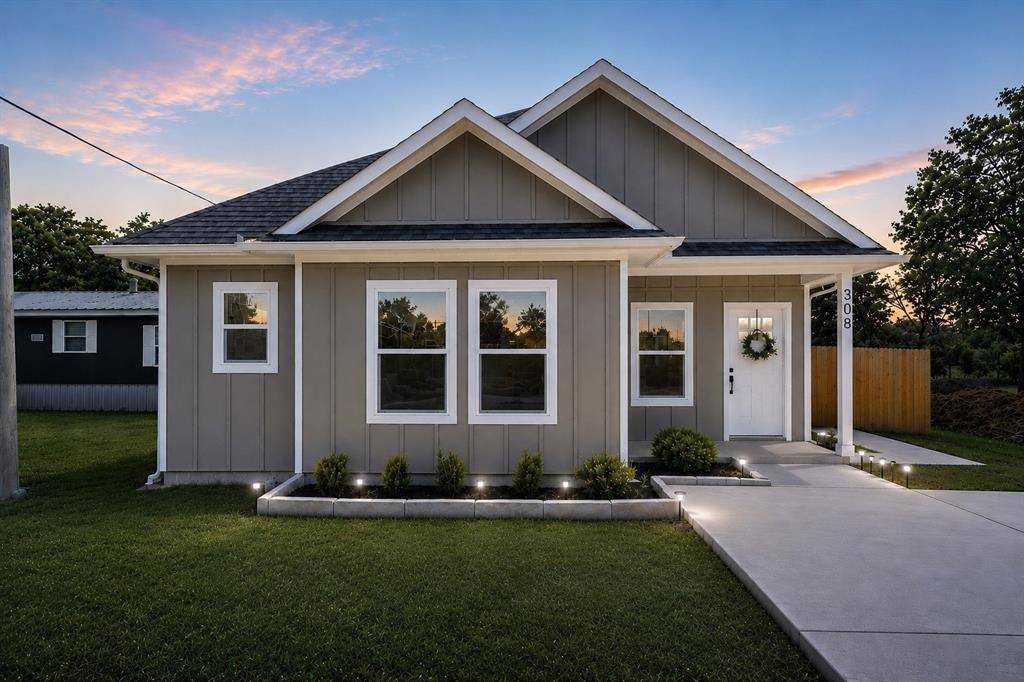 308 Mark Street, Hillsboro, TX 76645