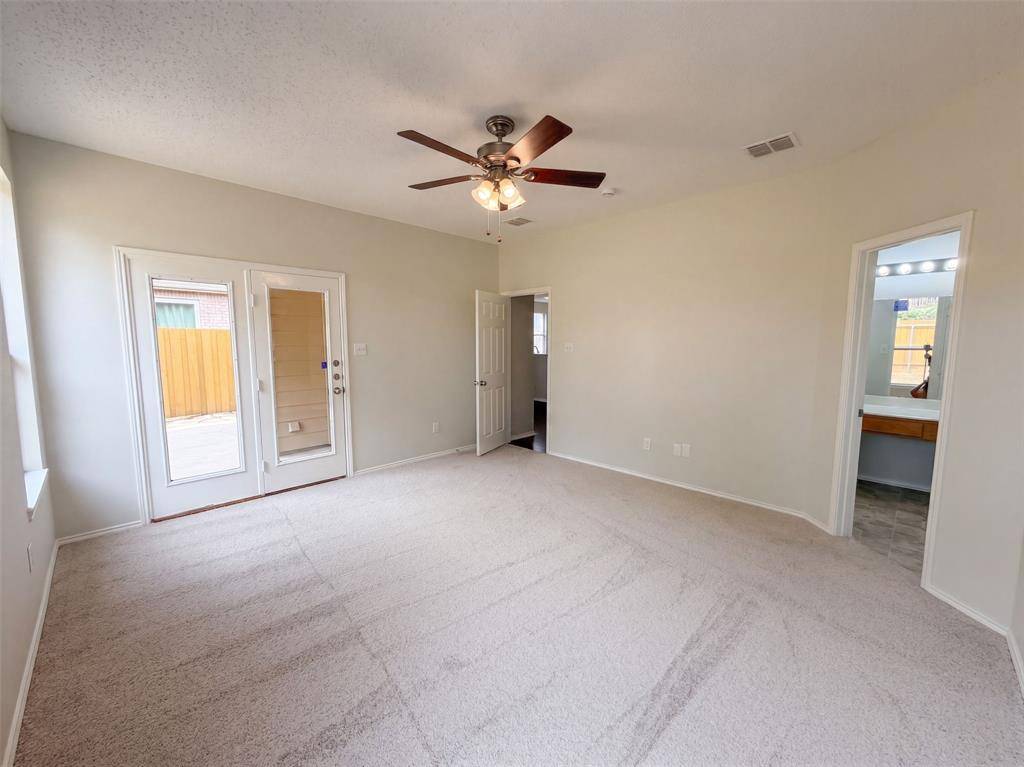 12609 Black Cherry Lane, Fort Worth, TX 76040