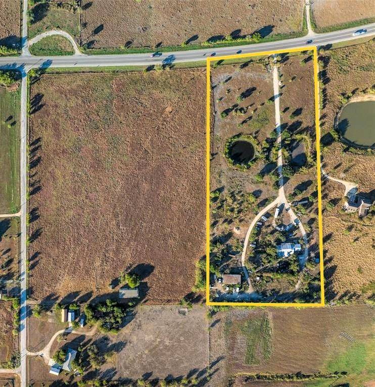 15476 San Marcos HWY, Martindale, TX 78655