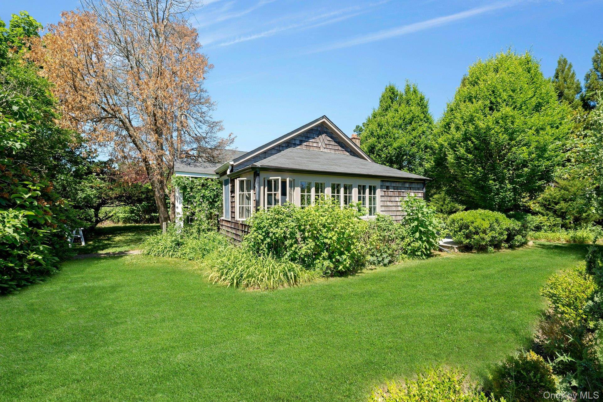 1100 7th ST, Greenport, NY 11944
