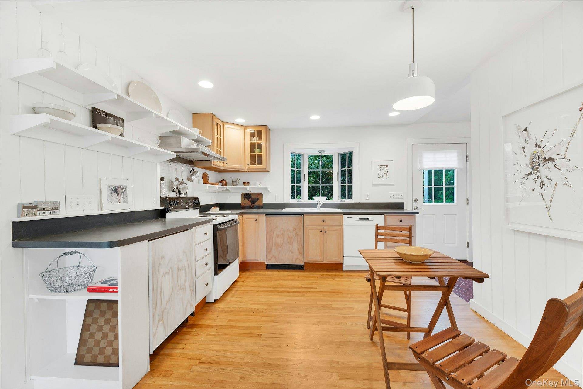 1100 7th ST, Greenport, NY 11944