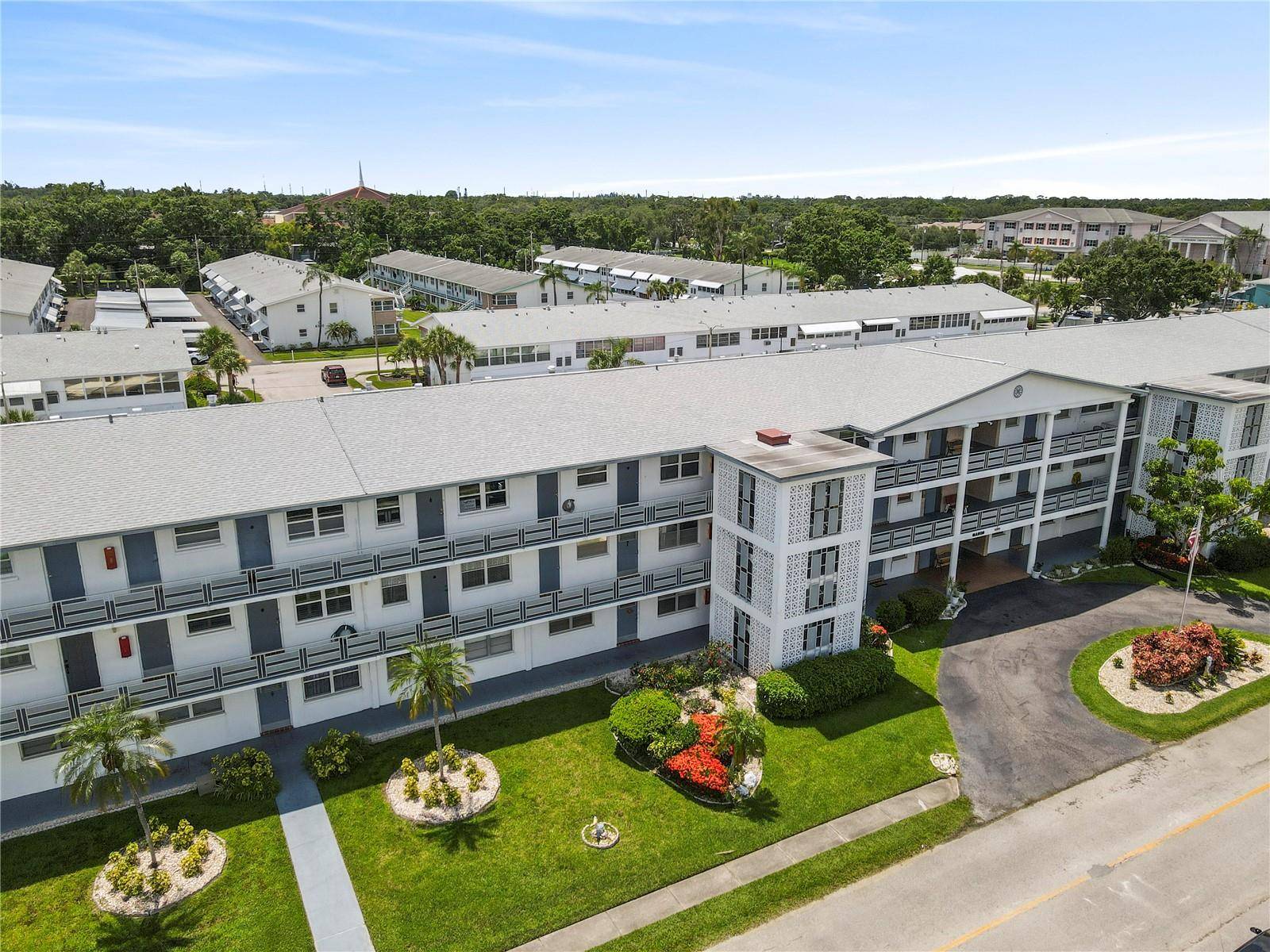 6000 20TH ST N #123, St Petersburg, FL 33714
